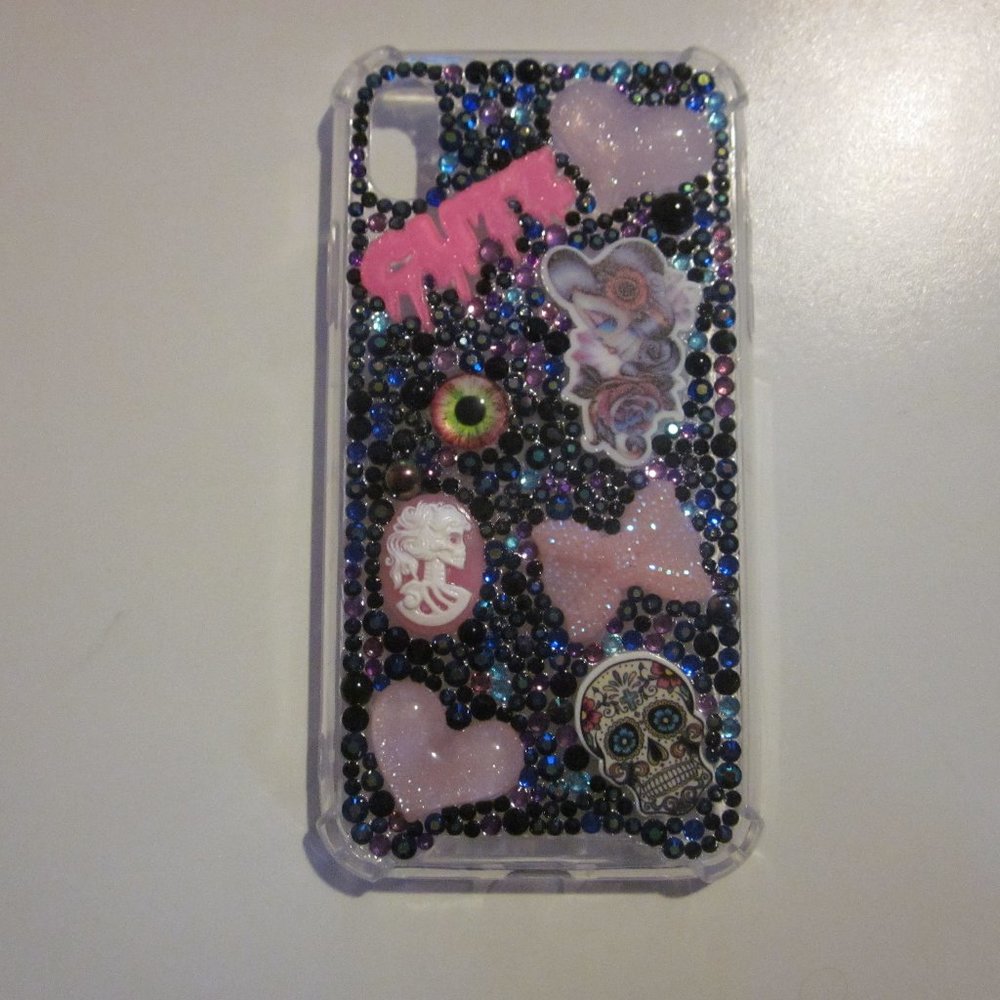 Bling IPhone XR Phone Case. NWOT.
